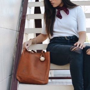 SOLD Madewell Transport Tote English Saddle EUC